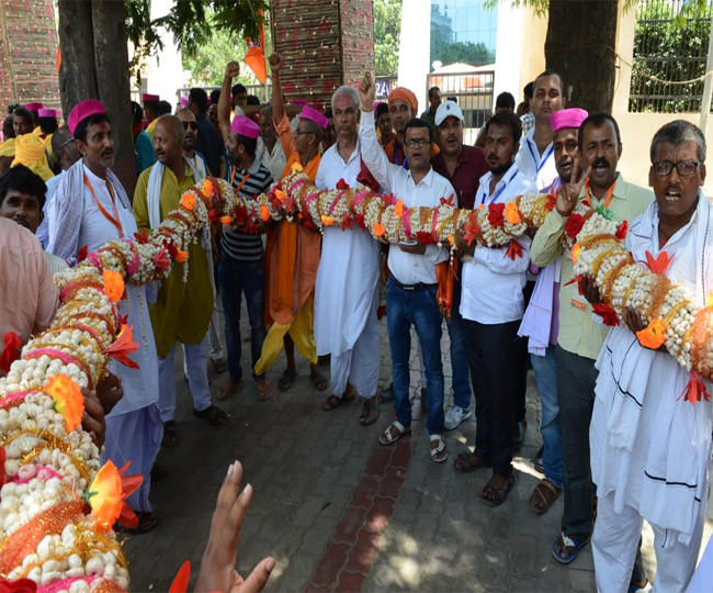 पटना पहुंचे अमित शाह ने सीएम नीतीश से की मुलाकात, साथ किया नाश्ता, देखें तस्वीरें...